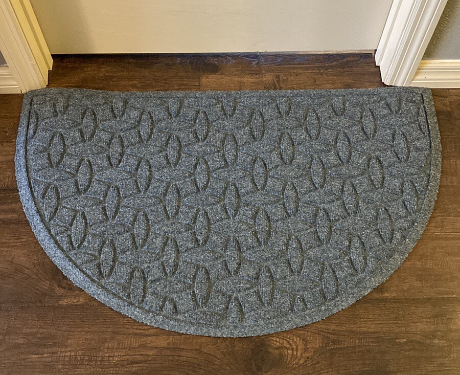 Weather Guard Diamonds & Skid Resistant 18” x 28” Door Mat in medium gray gallery