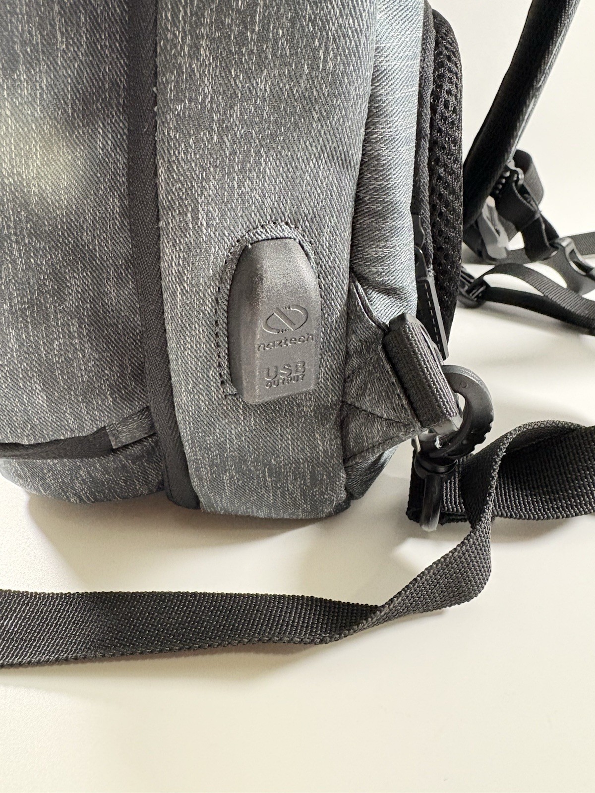 Naztech SmartPack Charging Gray/Black Backpack Power On the Go (51326-2) 5