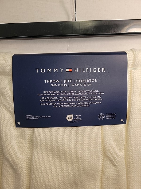 Tommy Hilfiger Knit Throw RED WHITE BLUE - 50"x60" - 90s Sweater Look 1990s gallery