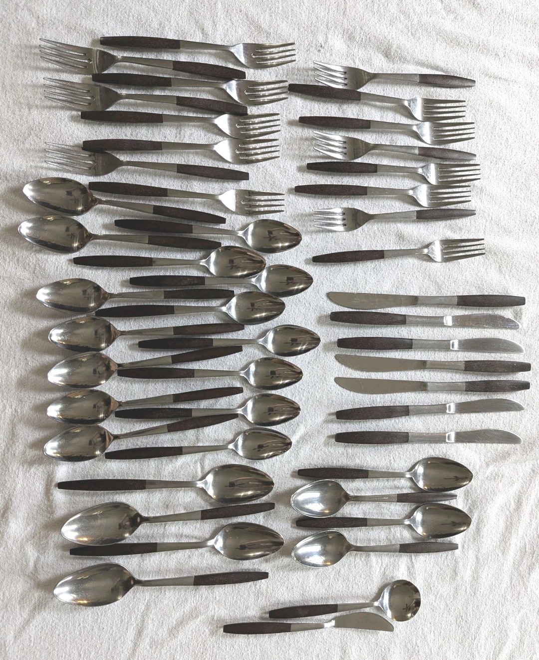 Interpur Japan Canoe Stainless Wood Composite Flatware Set Royal Elegance 48 Pc gallery