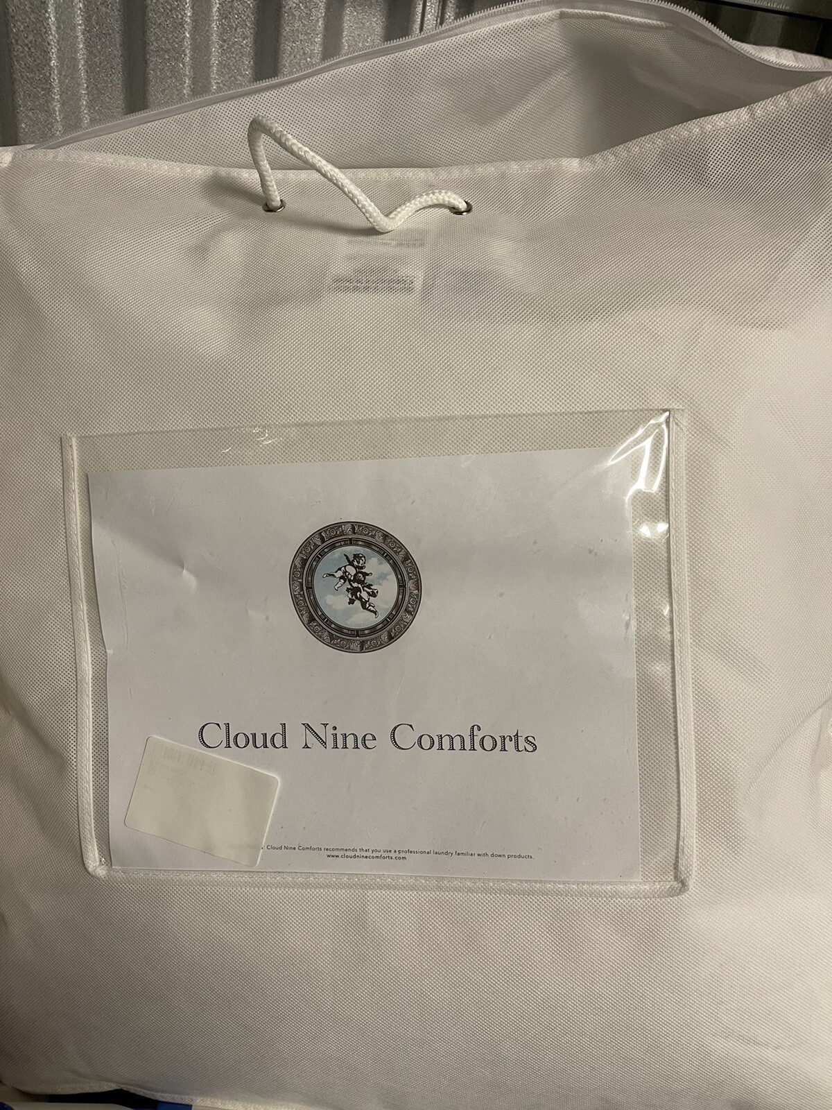 $700 Cloud Nine New 1pc Full Down Comforter Superior Down 34oz Nova 550 LAST gallery