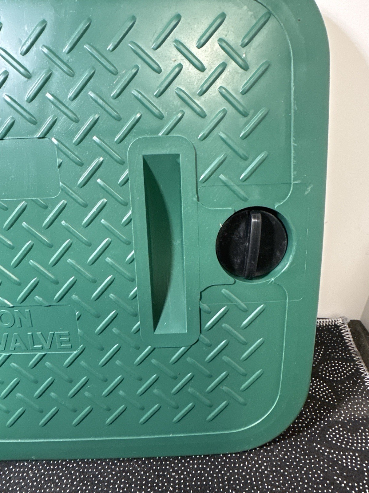 17" x 12" Irrigation Valve Box Lid – Heavy Duty Green Cover – New gallery