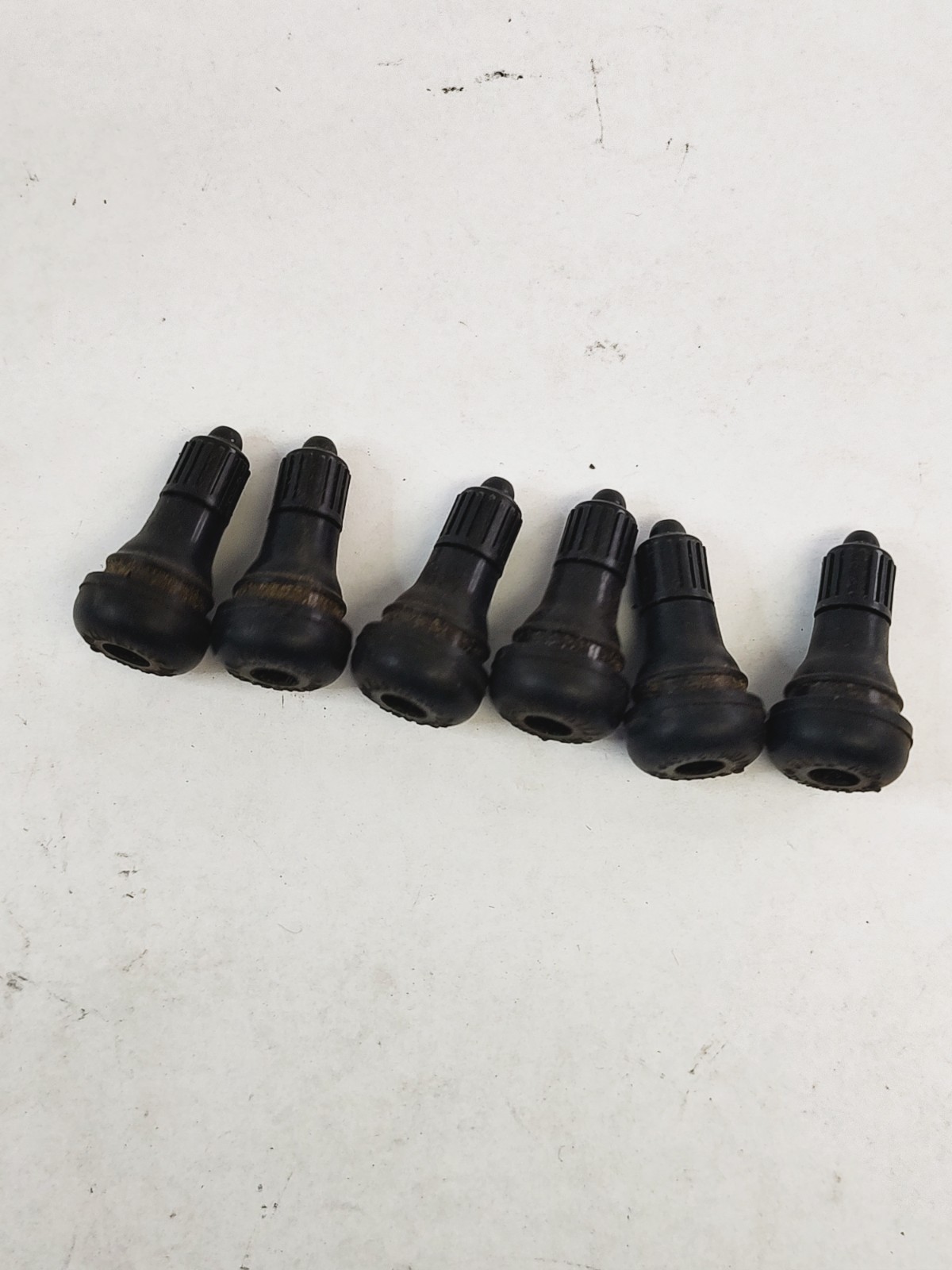 Rotary 08-368 Valve Stem NOS 6pcs gallery