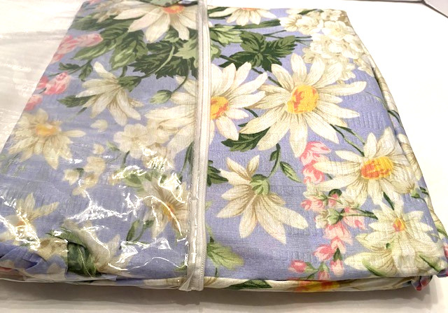 New! Vintage Madison Retro/Cottage/Boho Twin Seersucker Blue/Yellow Daisy gallery
