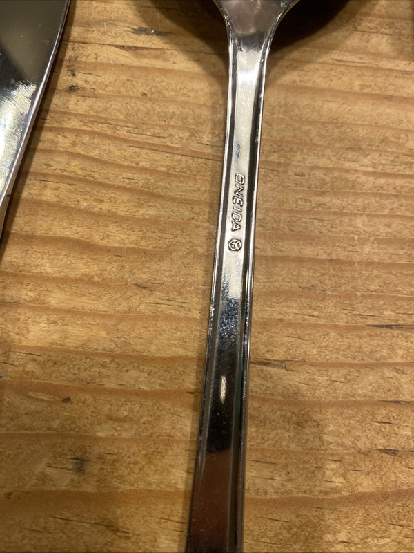 Damask Rose Stainless by Oneida Serving Spoon Fork Spreader Made in USA 3 gallery