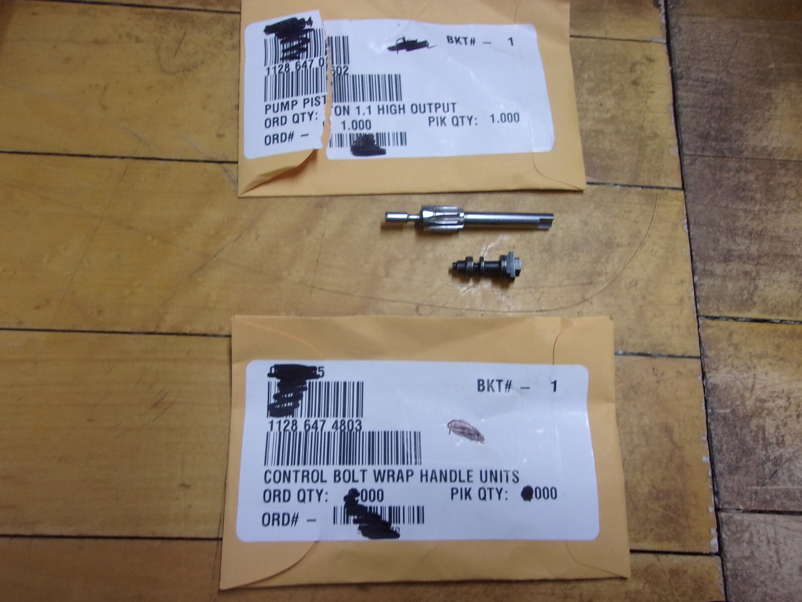 Stihl OEM High Output Oil Pump Piston & Control Bolt 1128-647-0602 4803 #GM-A3C1 gallery