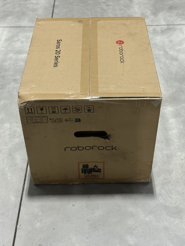 Roborock Saros 20 Robot Vacuum Mop - Auto-Empty Dock 36000Pa Suction Smart Clean gallery
