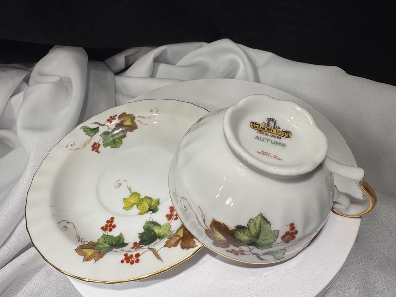 Harmony House “autumn” Fine China Maple Leaf Cup and Saucer, Occupied Japan gallery