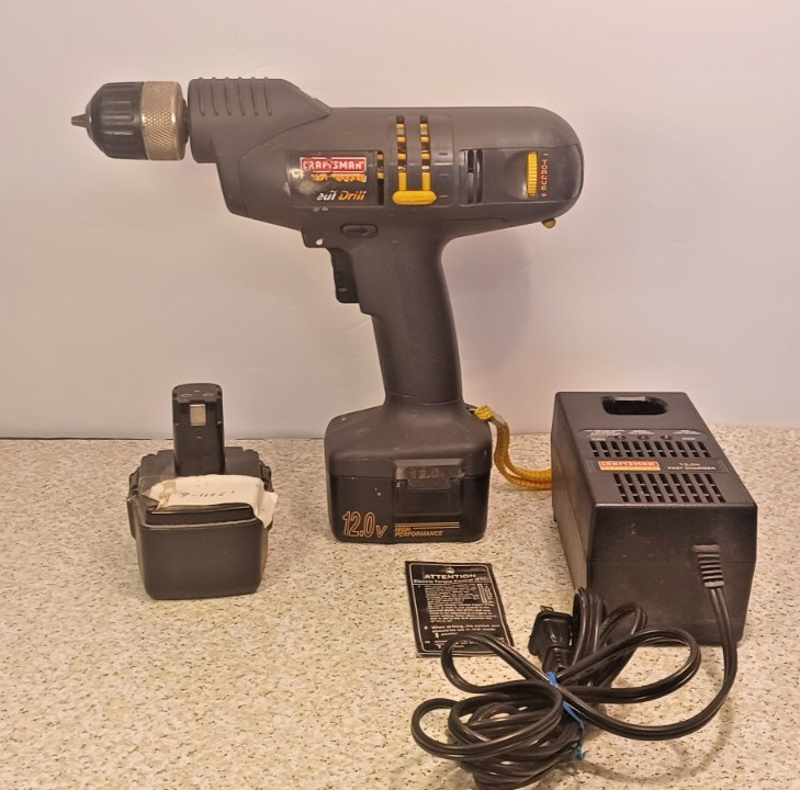 Craftsman 3/8 Variable Speed Cordless Drill/Driver Case More PARTS or REPAIR gallery