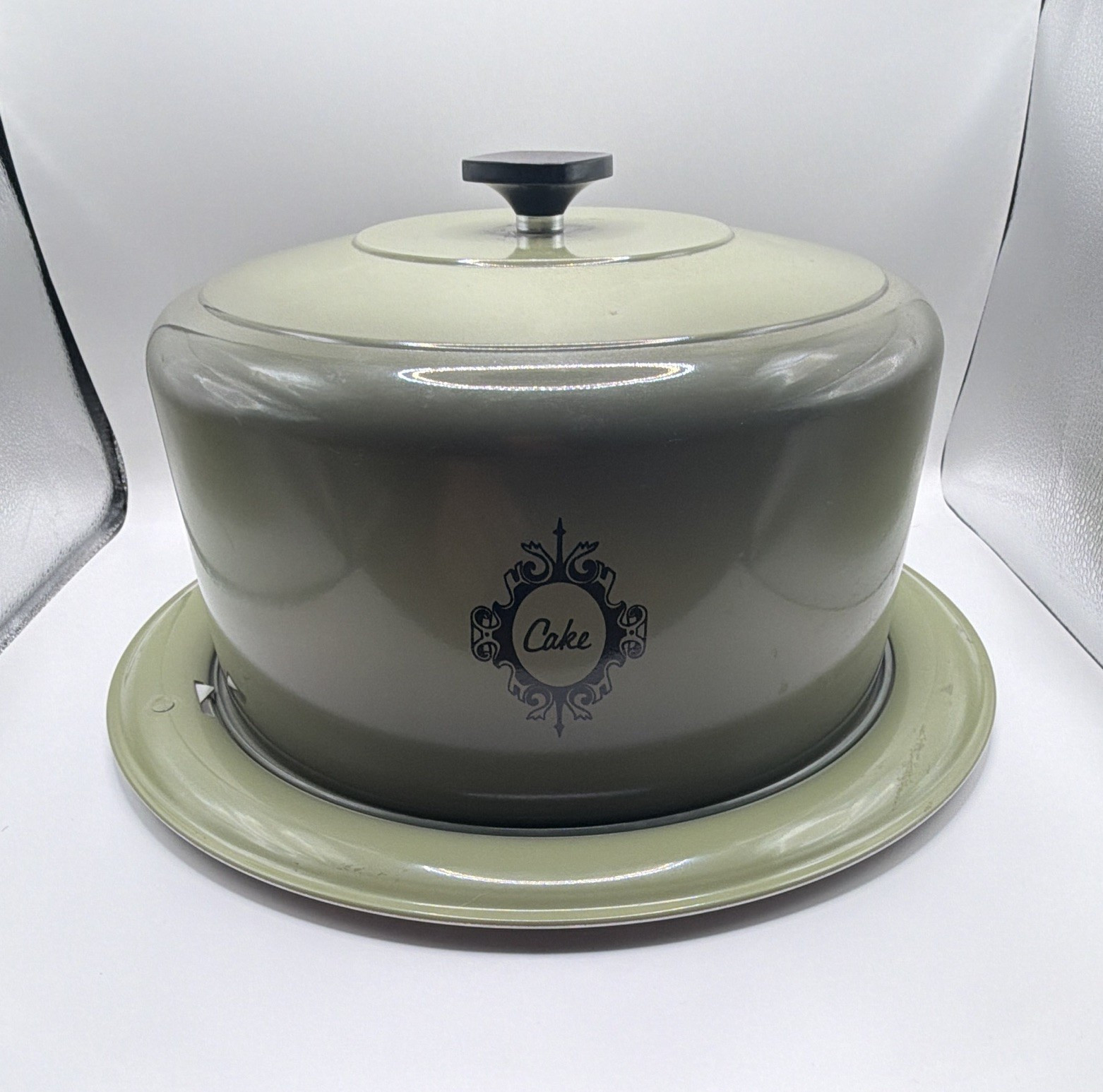 West Bend Round Metal Cake Container 3pc Lid/Tray/Base Handle Green Gray gallery