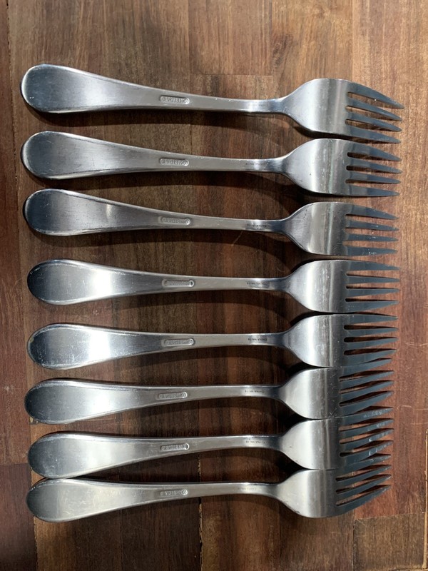 Oneida Icarus Dinner Forks 8 Pc Set Stainless Steel Silver 18/0 8”in Flatware gallery