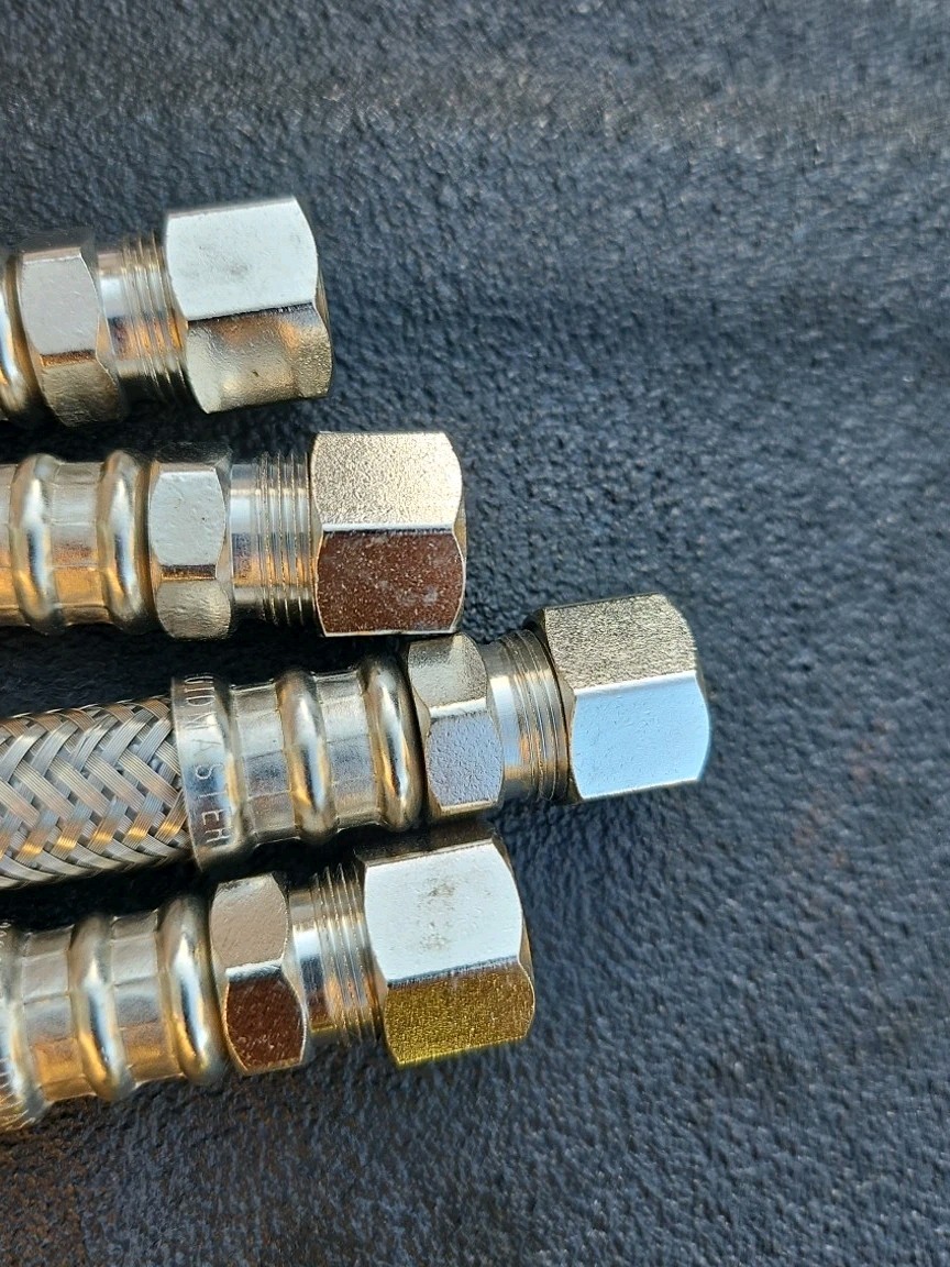 Fluidmaster 3/8 In. OD Comp. X 3/8 In. Compression 16 In. S.S. Hose Lot Of 4 gallery