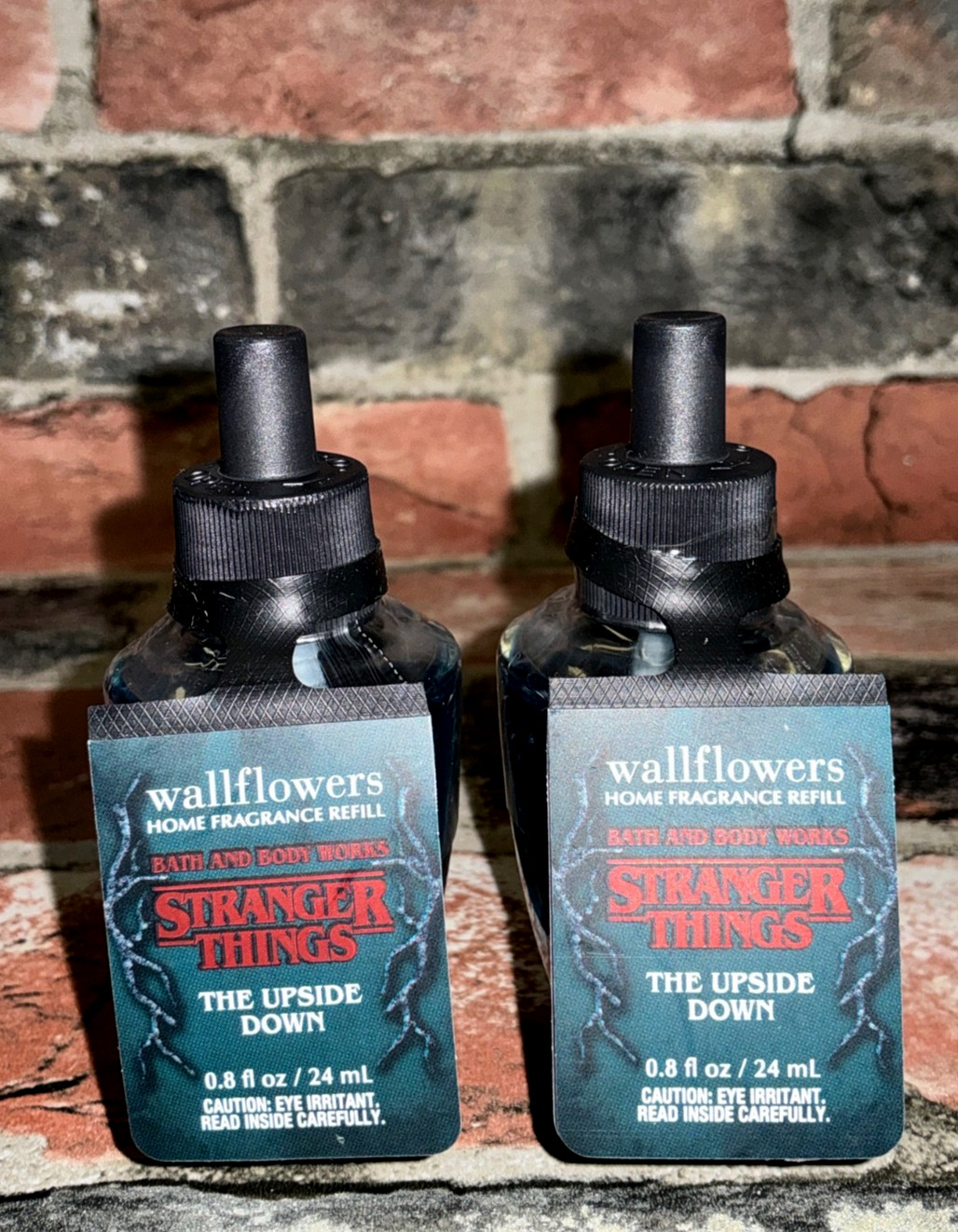 2 Bath & Body Works Stranger Things The Upside Down Fragrance Refill Bulbs 24 ml gallery