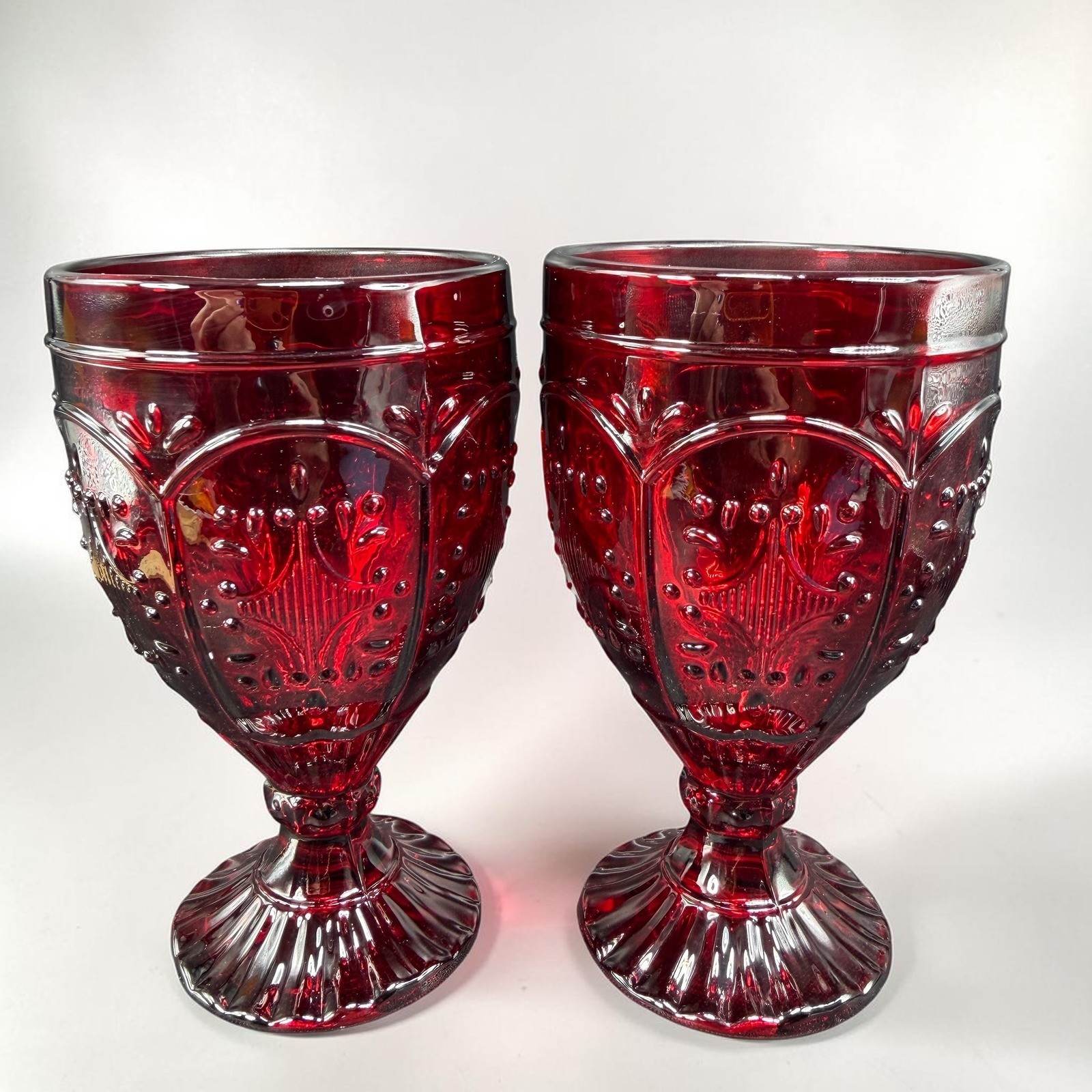 Fitz & Floyd Trestle Ruby Glass Goblets Embossed Medallion Teardrop Pattern Set2 gallery