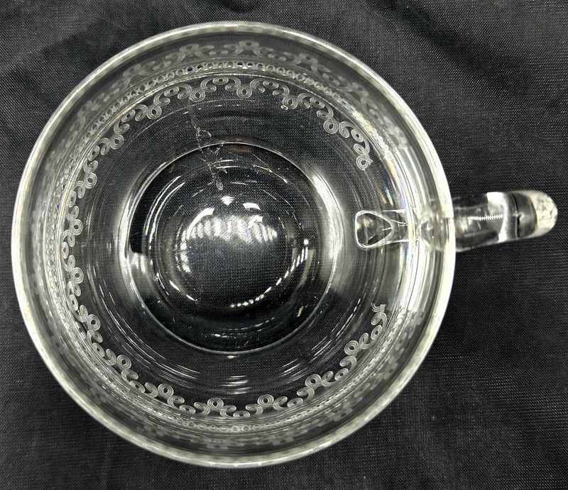 2 Vintage Trefoil Cloverleaf Needle Etched Custard Glass Punch Cup Crystal AS-IS gallery