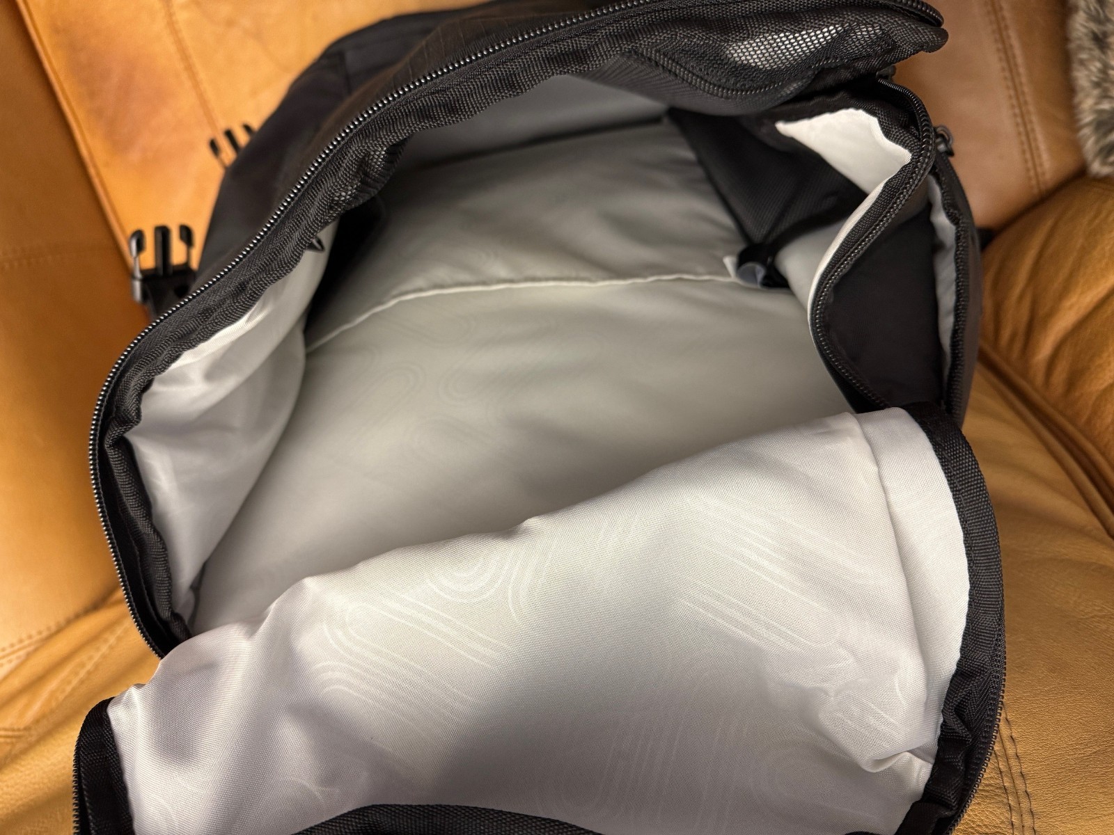 17" Elleven Multi-compartment Backpack with Logo 3