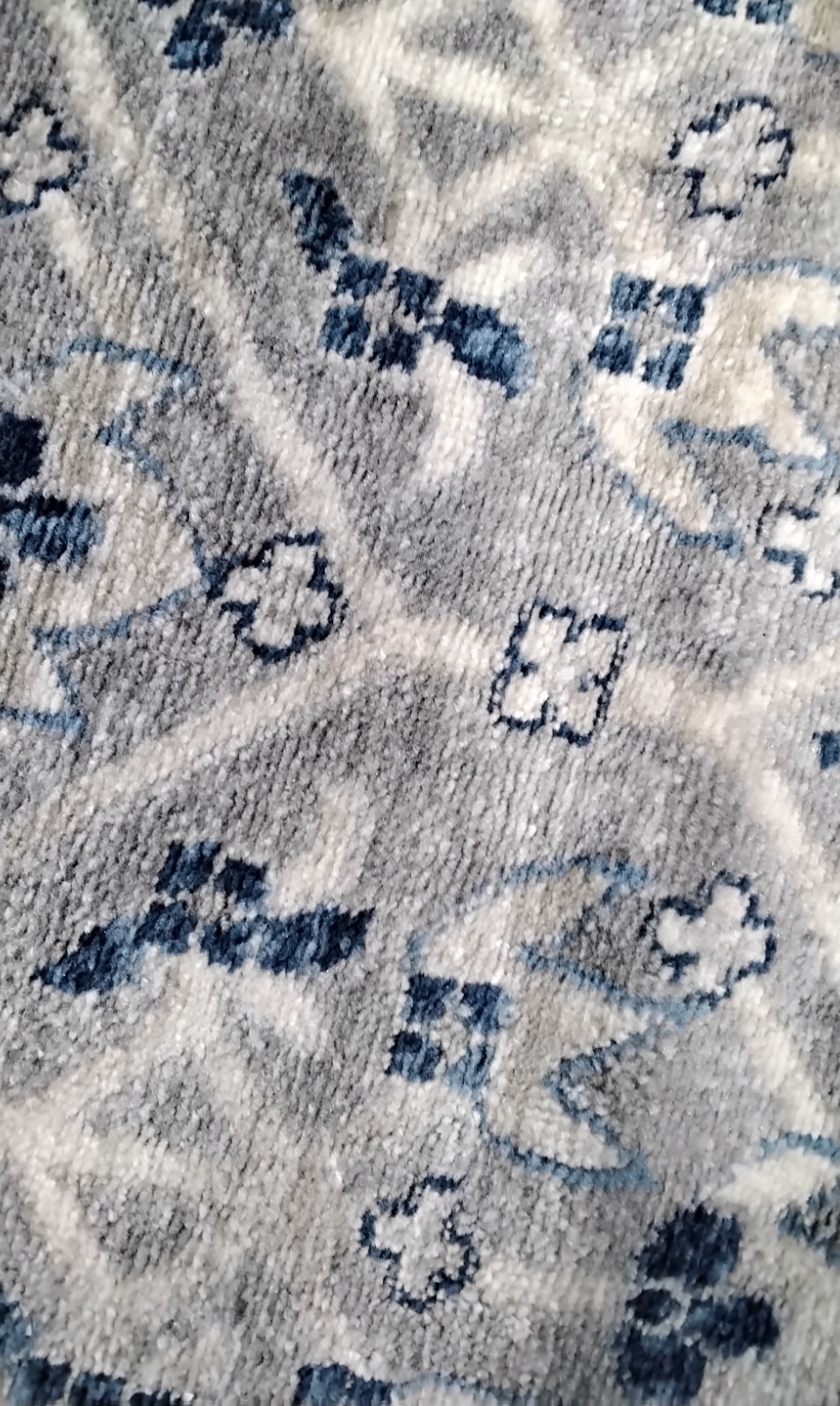 LIGHT GREY / BLUE 9' X 9' Back Stain Rug, Reduced Price 1172723469 BNT869G-9R gallery