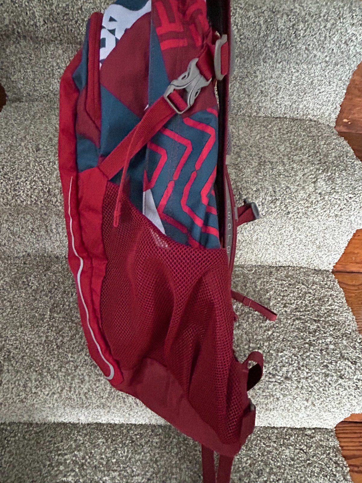 Osprey Daylite Backpack - Red/Grey /Blue New Condition 5