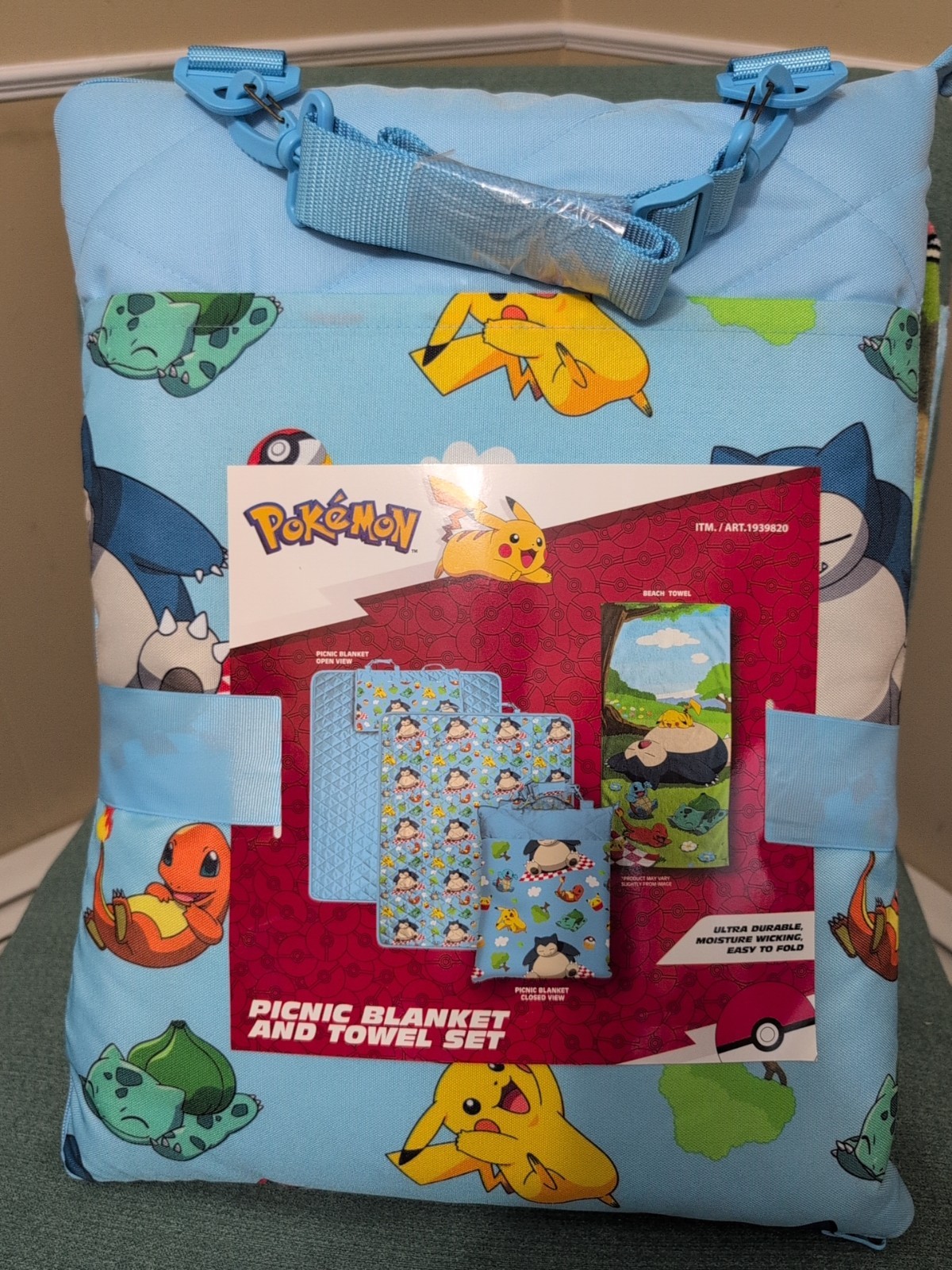 Pokemon Picnic Blanket & Towel Set Pikachu Beach Foldable Mat Carry Case Strap gallery