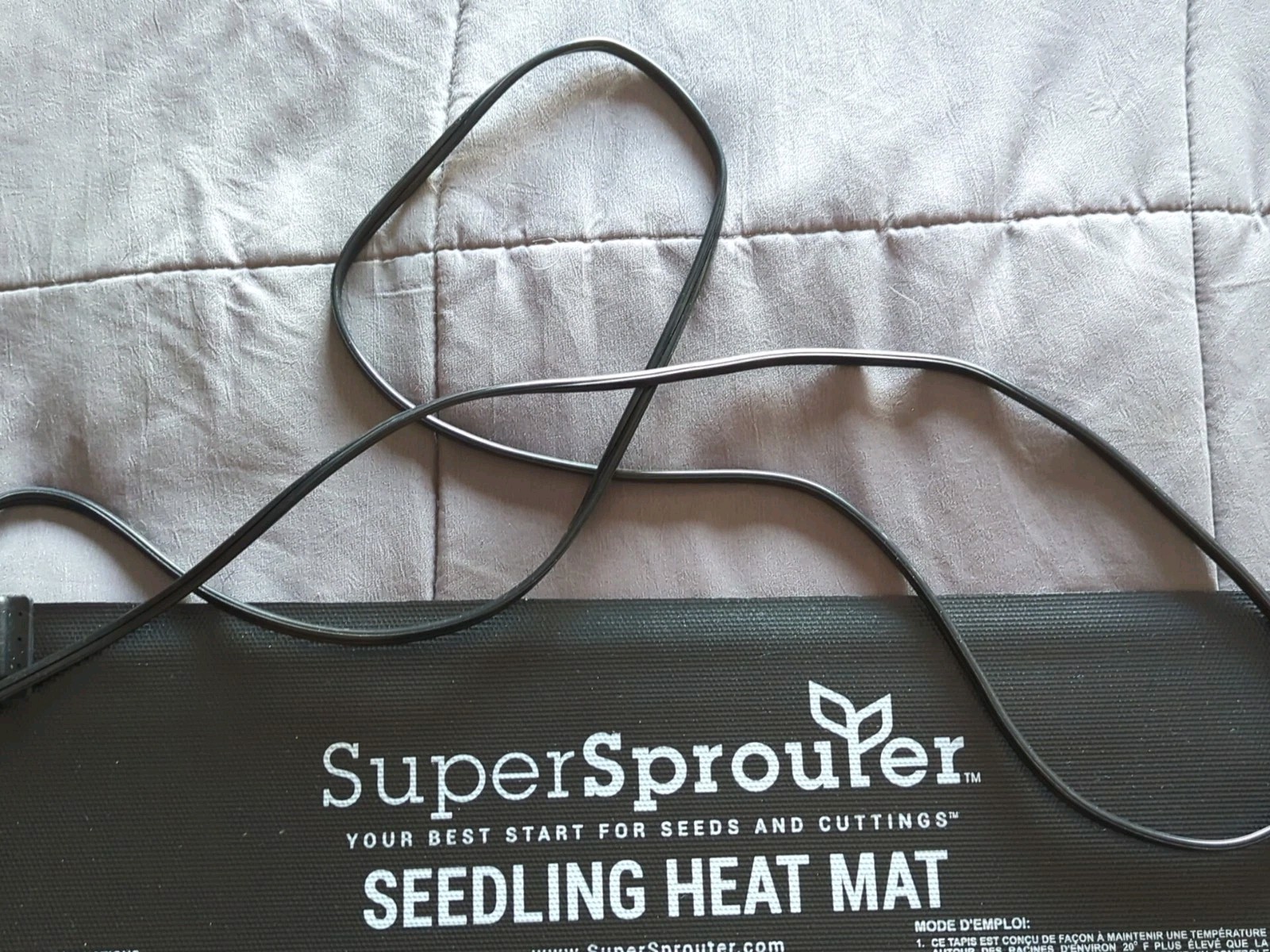 Super Sprouter Seedling Heat Mat - 20W - 10in x 20in gallery