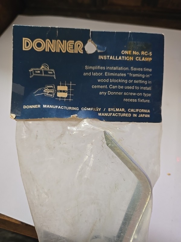 Donner RC-5 Installation Clamp Silver Recessed Home Fixture Mount Easy 2 Install gallery