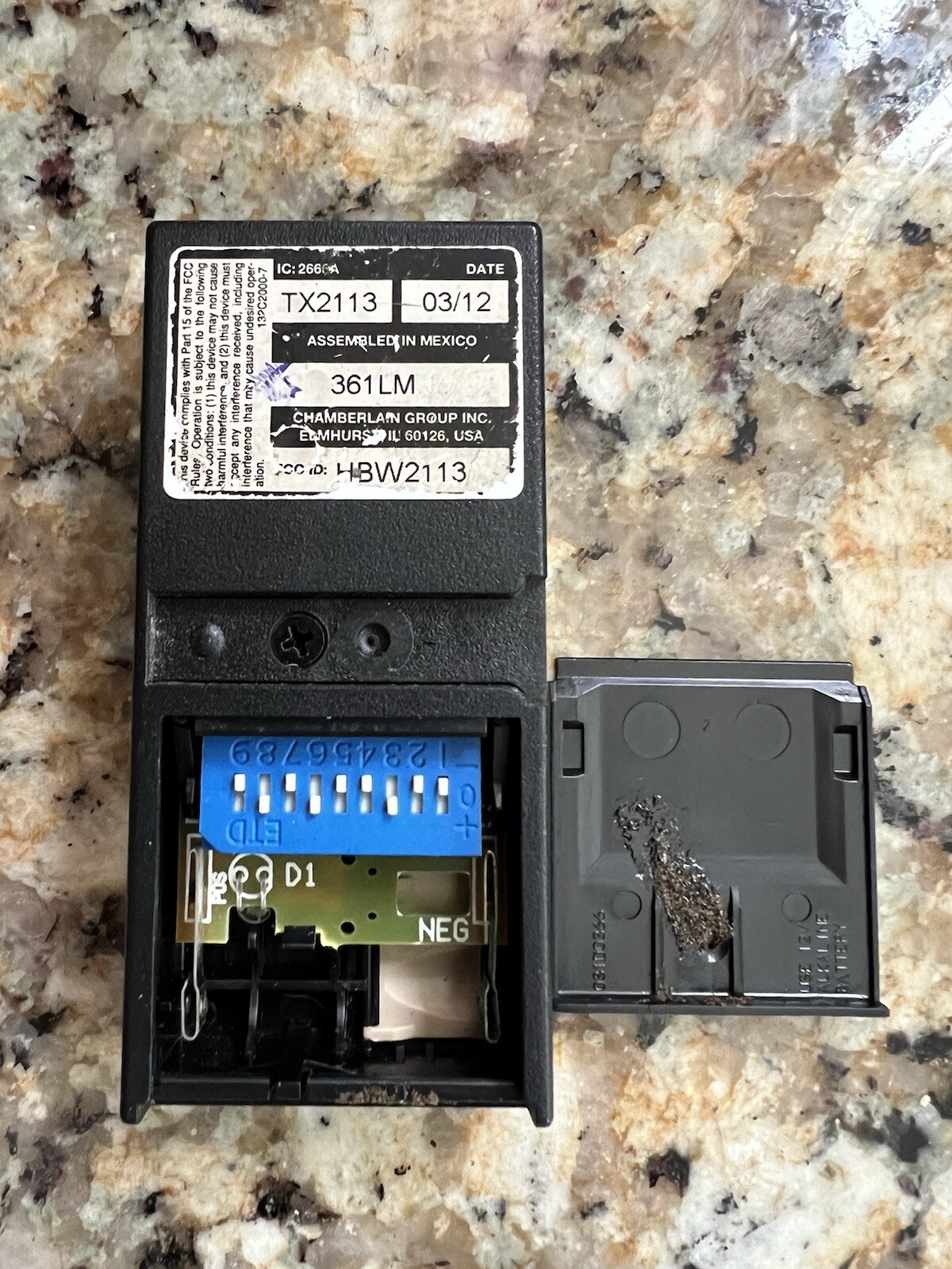 LiftMaster 361LM 1 Button 9 Switch Garage Door Opener Remote HBW2113 Tested gallery
