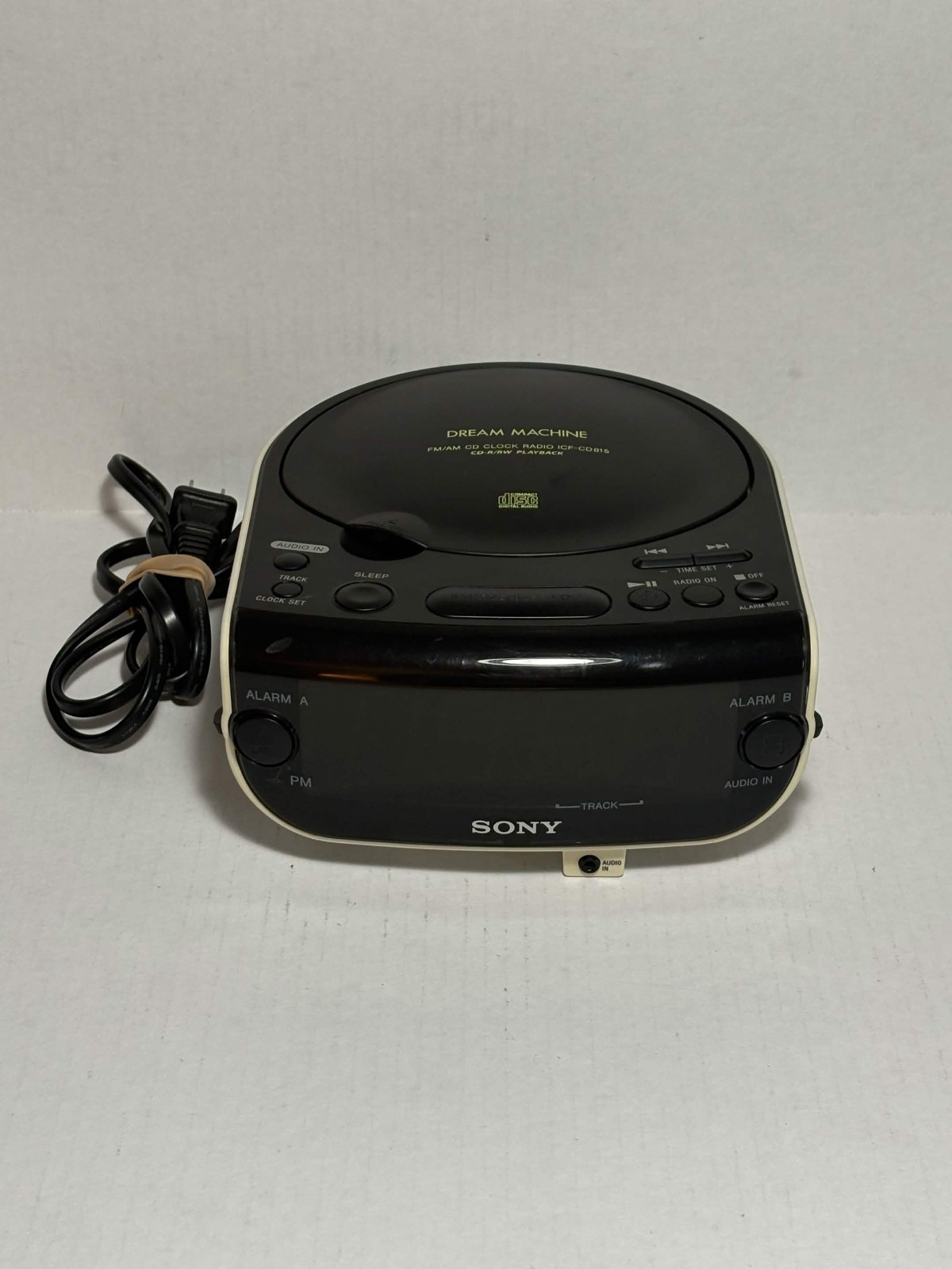Sony Dream Machine FM/AM CD Player Dual Alarm Clock Radio ICF-CD815 TESTED gallery