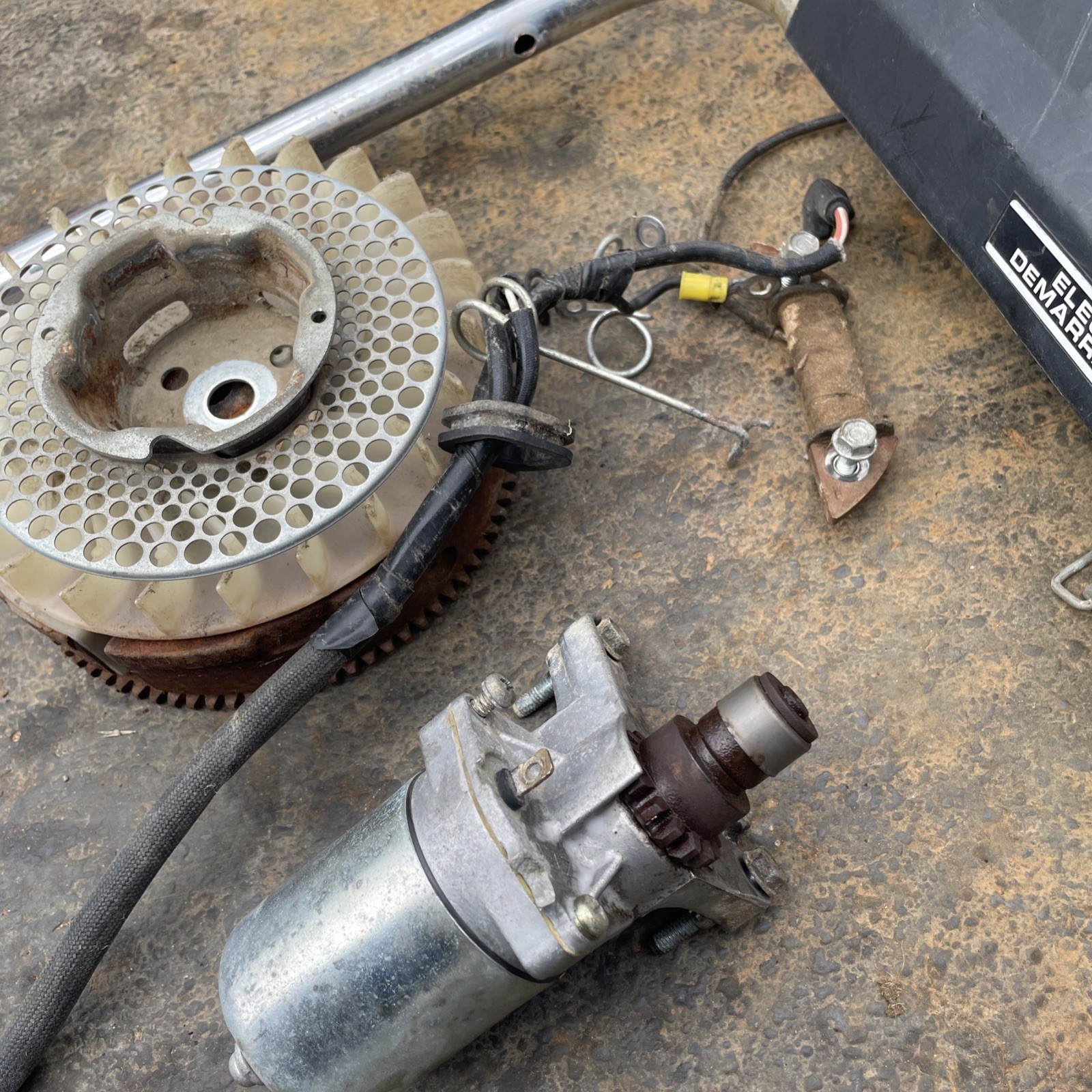 honda hr214 Electric Start System gallery