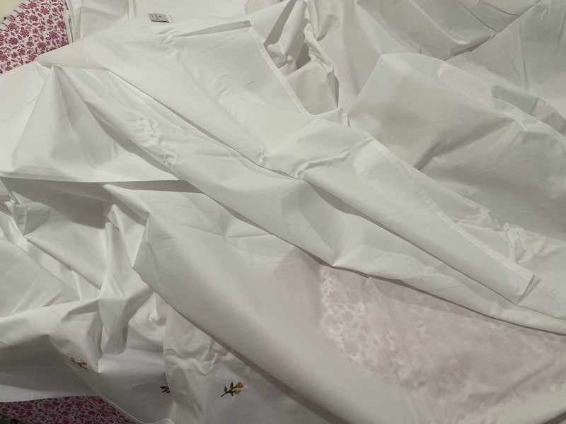 Finera Portugal NWT 4pc Queen Sheet Set Luxury Percale White Embroidery gallery