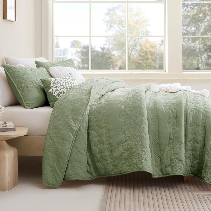 Boho Green Quilt Set King Size Bedding Comforter with Pillow Shams Floral gallery
