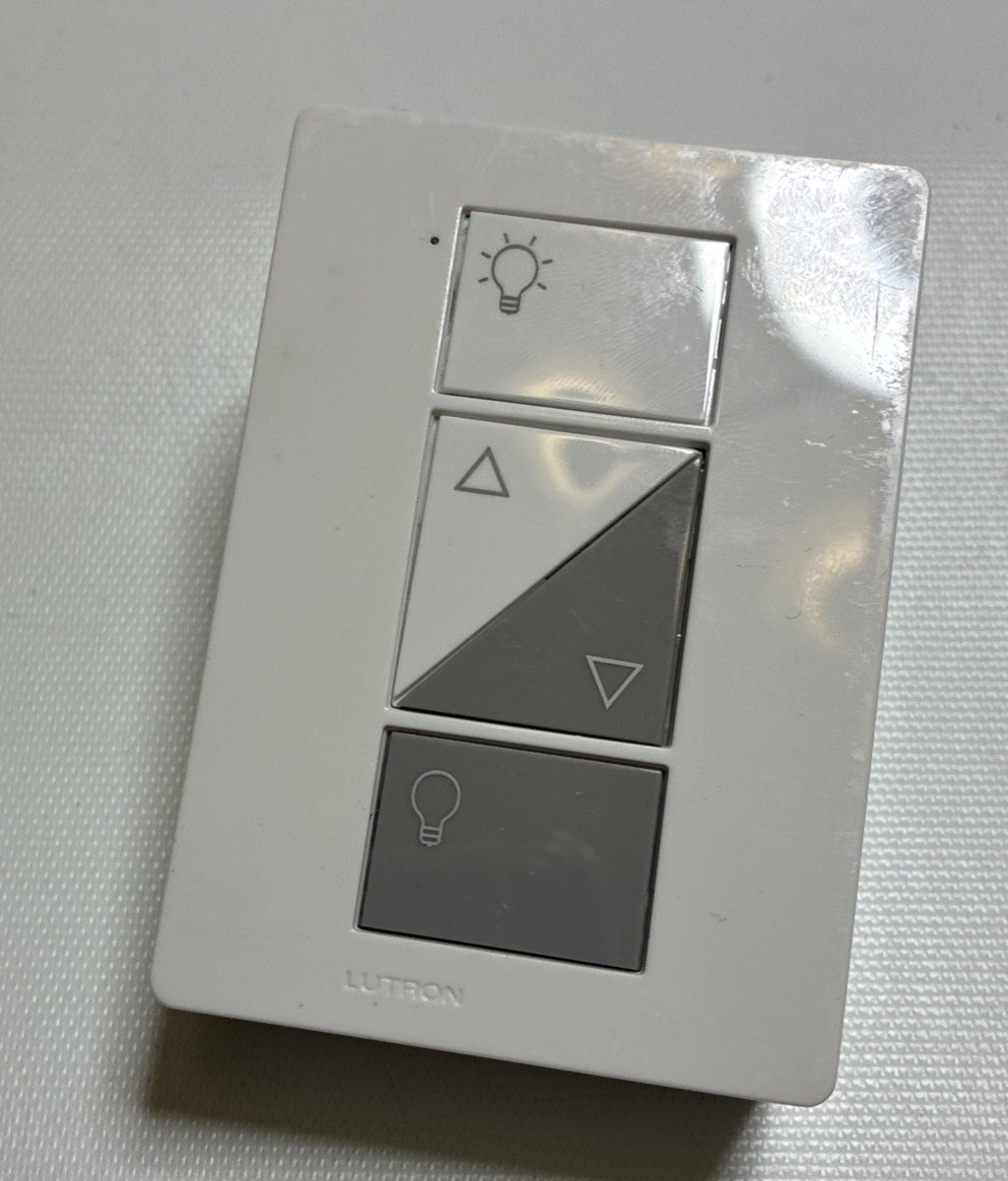 Lutron Caseta Smart Lighting Wireless Plug-In Lamp Dimmer PD-3PCL (WORKS) gallery