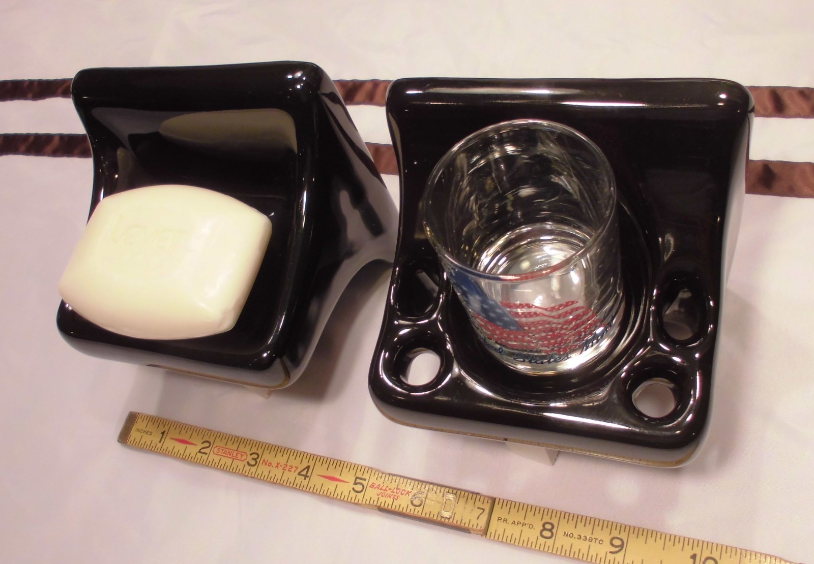 Glossy Black Sink Set…Ceramic Soap Dish...Cup & Toothbrush holder New Stock gallery