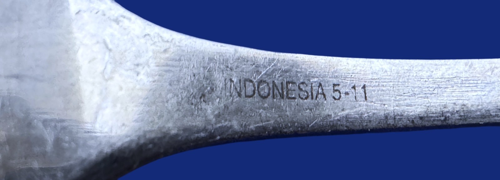 Oneida BAGUETTE Stainless Flatware Indonesia 5-11 - Set of 5 Dinner Fork 7 1/4" gallery