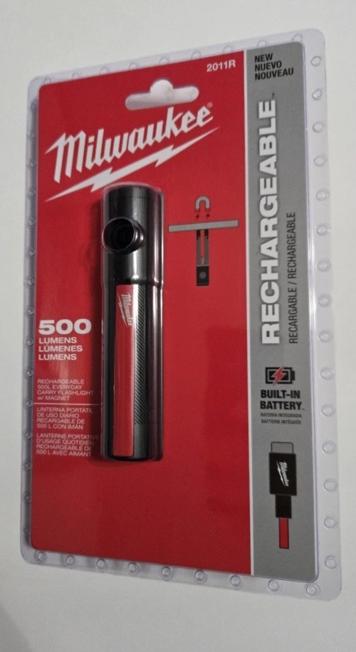 Milwaukee 2011R Rechargeable 500L Everyday Carry Flashlight with Magnet - Black gallery
