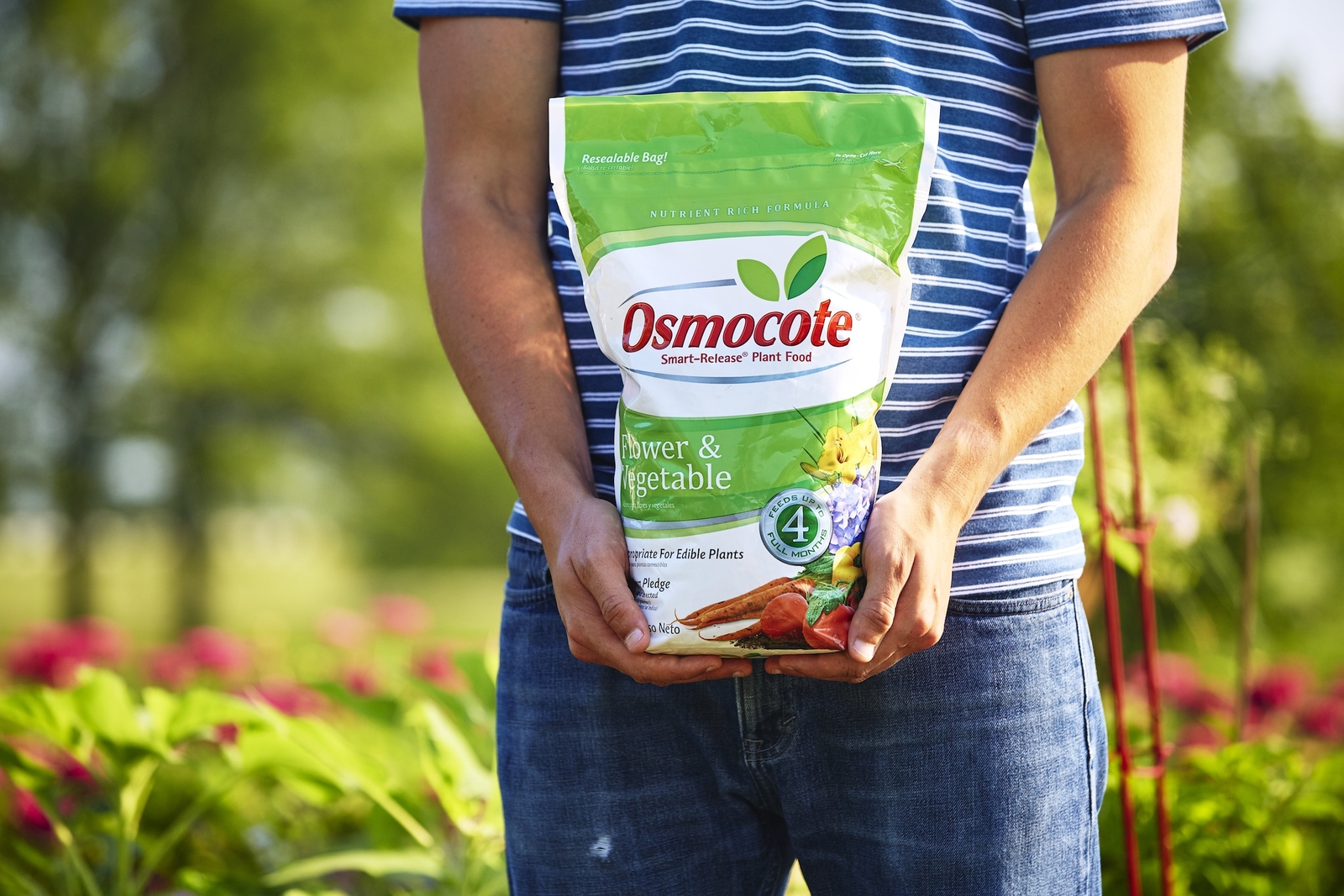 Osmocote Smart-Release Plant Food Flower and Vegetable 8 lbs. gallery