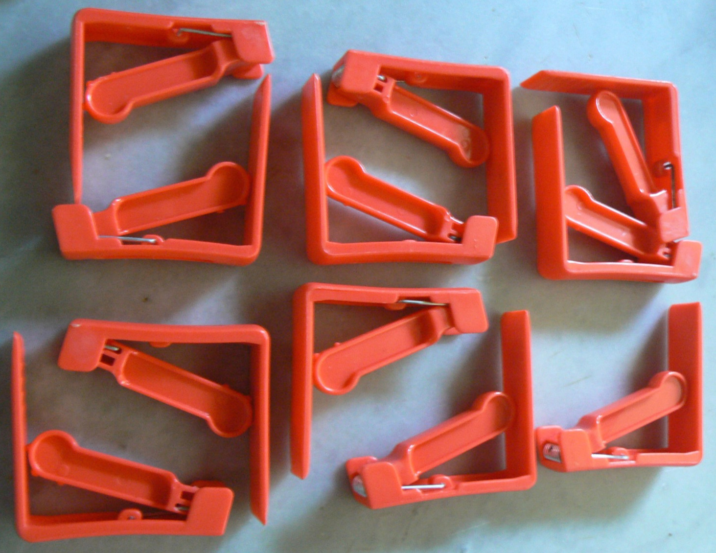 Tablecloth Clips Holding Table Cloth Clamps with spring action 11 Count RED gallery