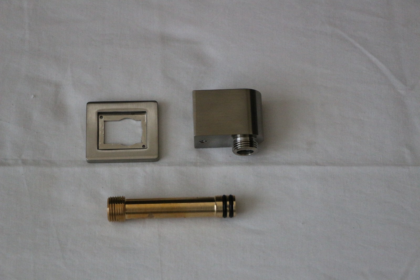 Awaken Wall-Mount Supply Elbow With Mfr # 98351-BN Brushed Nickel READ DESC gallery