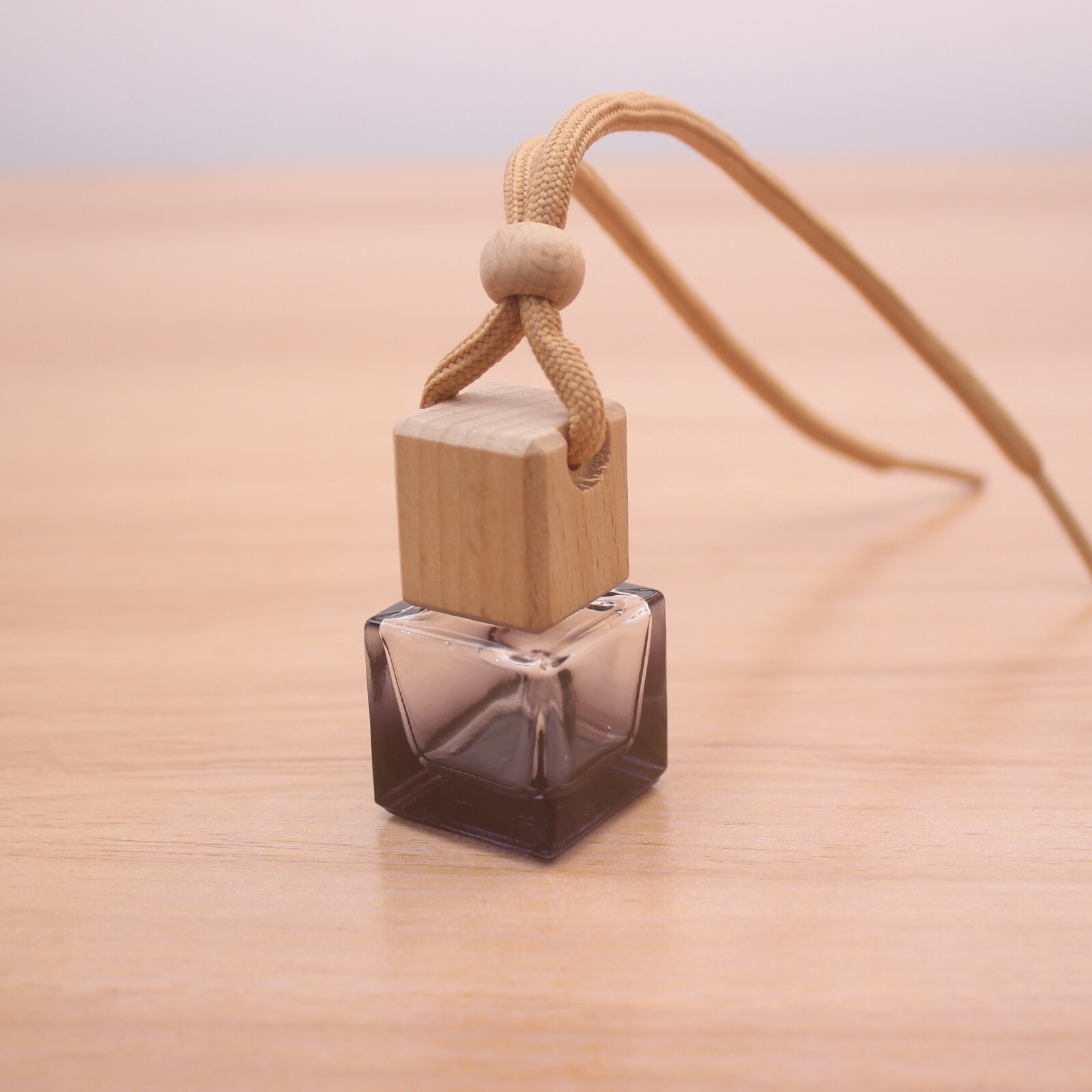 Hanging Glass Diffuser for 0.2oz fragrance oil, essential oil or perfume/cologne gallery