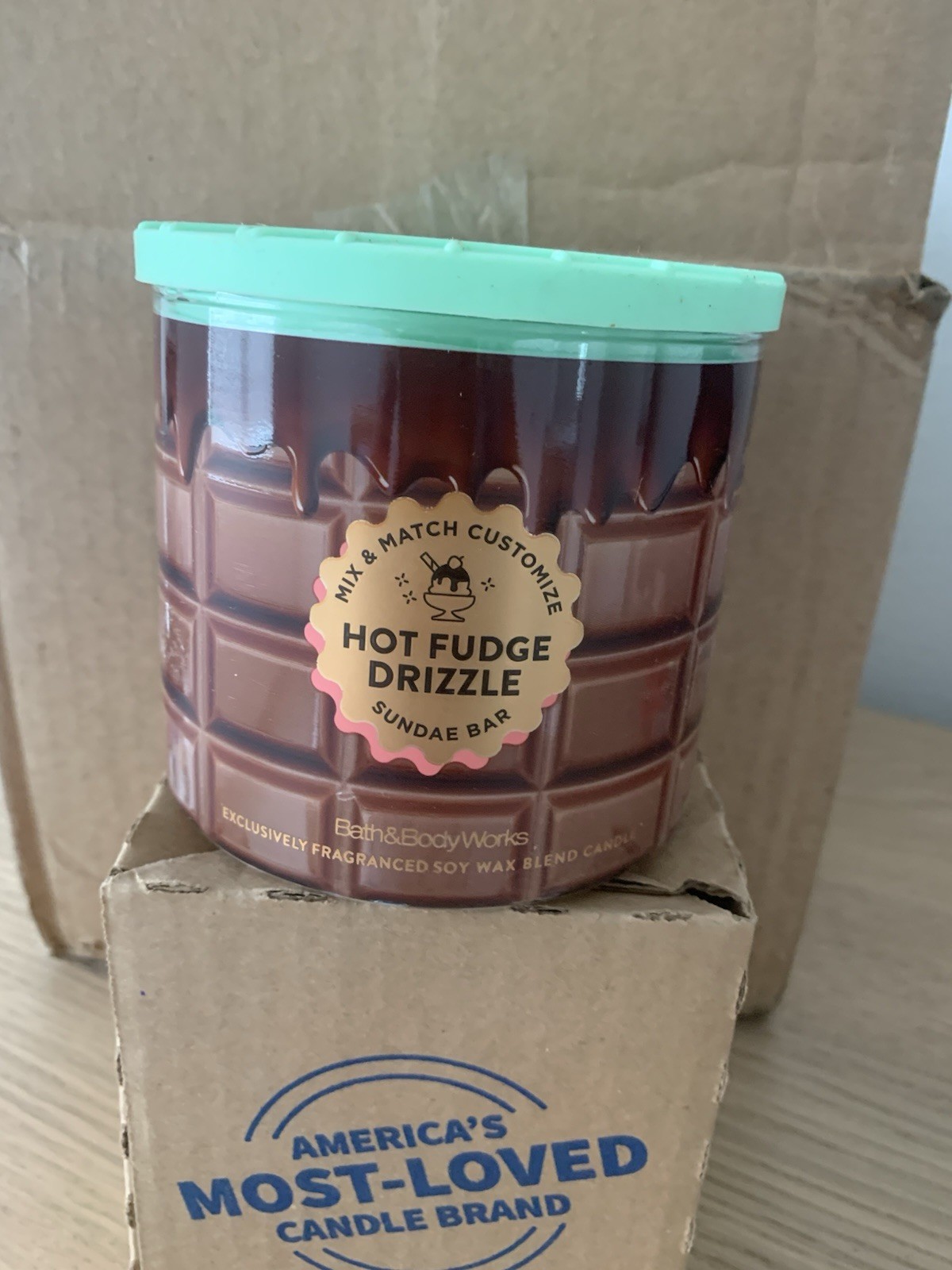 Hot Fudge Drizzle 3-Wick Candle Bath & Body Works New gallery