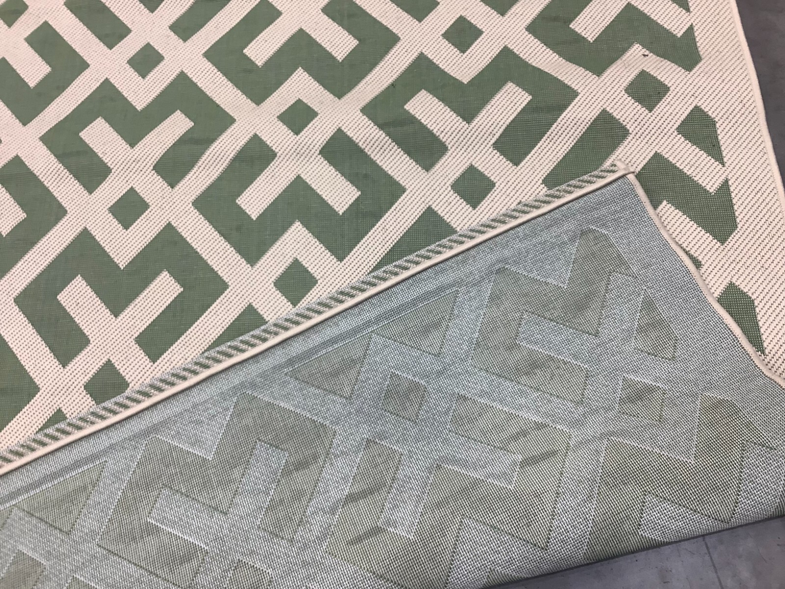 GREEN / BONE 9'-0" x 12'-0" Back Stain Rug Reduced Price 1172678862 CY6915-234-9 gallery