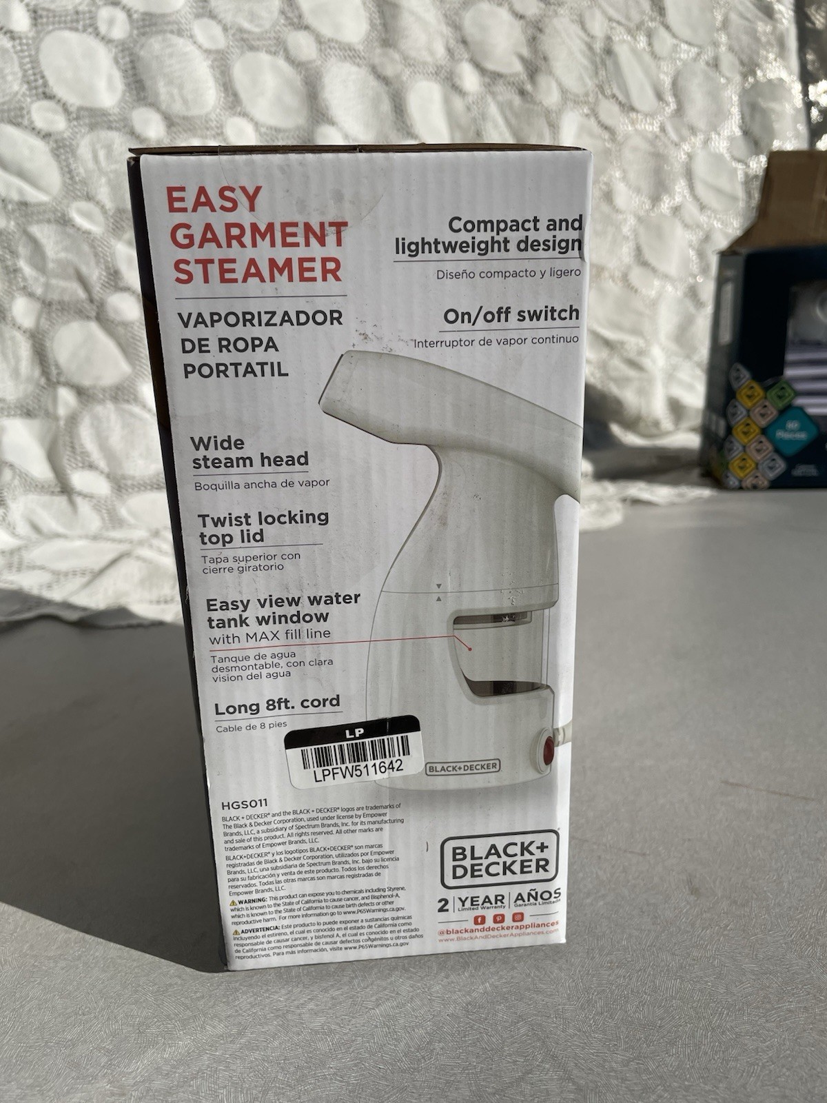 Black & Decker Easy Garment Steamer Quick Heat Up White BRAND NEW gallery