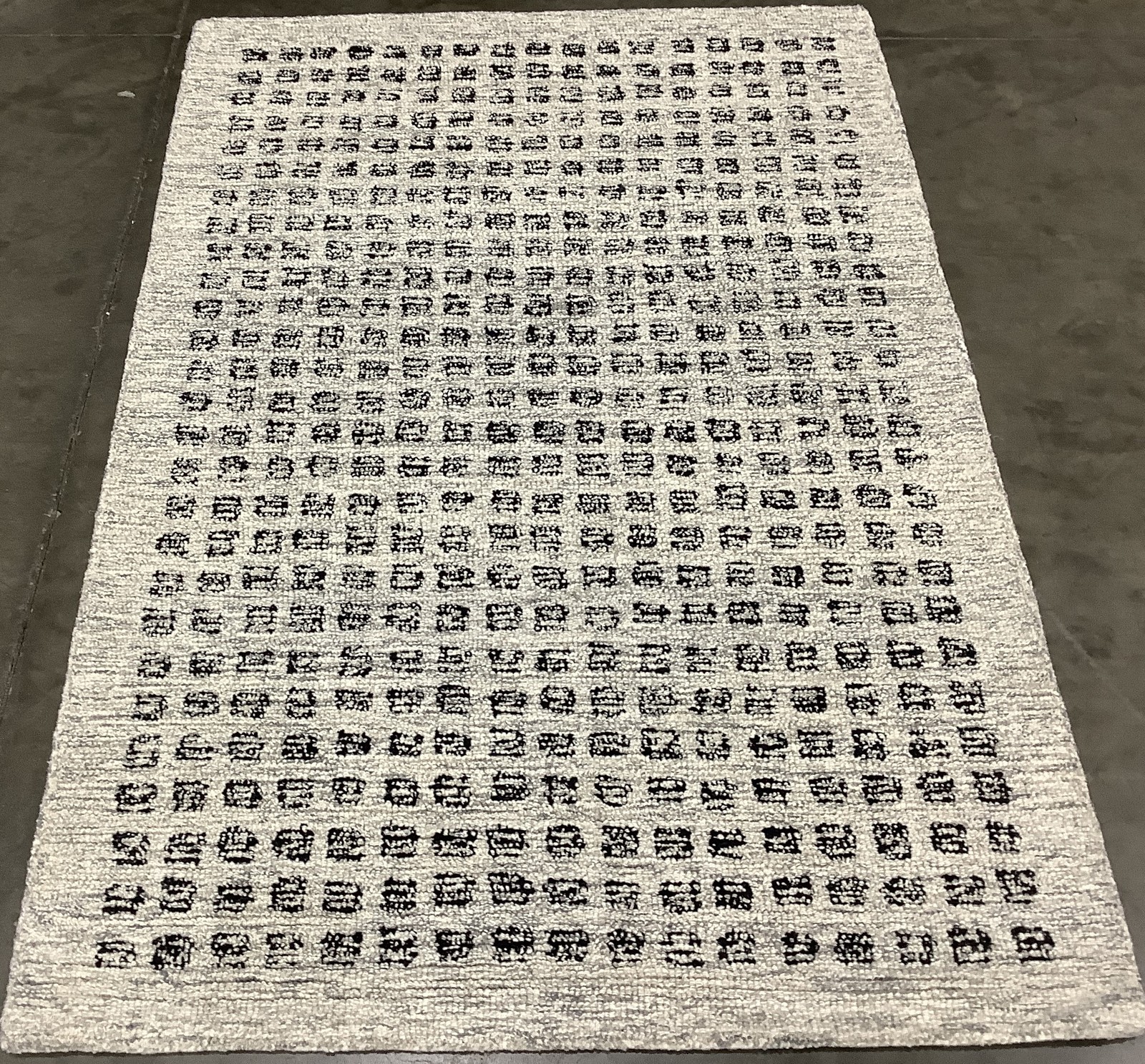 BEIGE / BLACK 4'-0" x 6'-0" Back Stain Rug, Reduced Price 1172683351 EBN203B-4 gallery