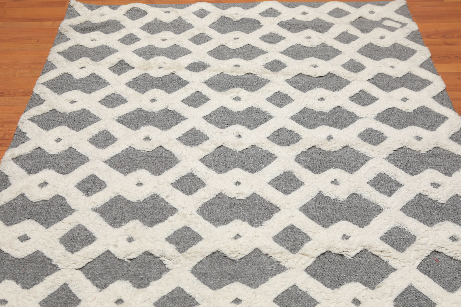 5'3" x 7'5" Handmade 100% Wool High Low Pile Area Rug Contemporary Gray gallery
