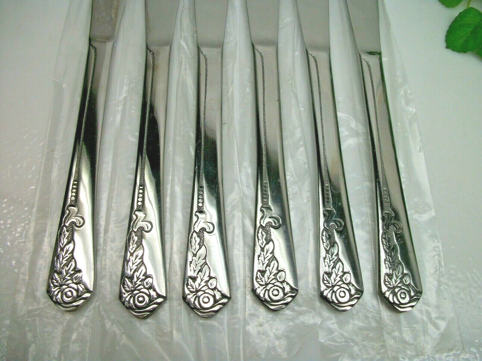6 NOS Interpur INR21 Stainless Steel Solid Handle Dinner Knives NEW gallery