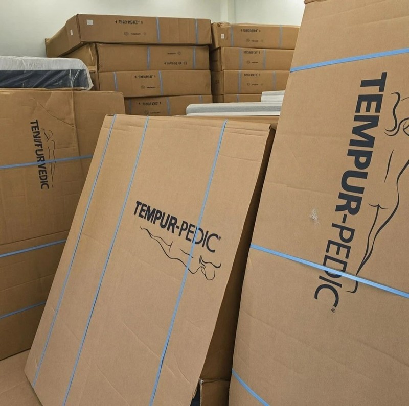 Tempurpedic ProBreeze Medium Hybrid King Mattress Only! Brand New! gallery