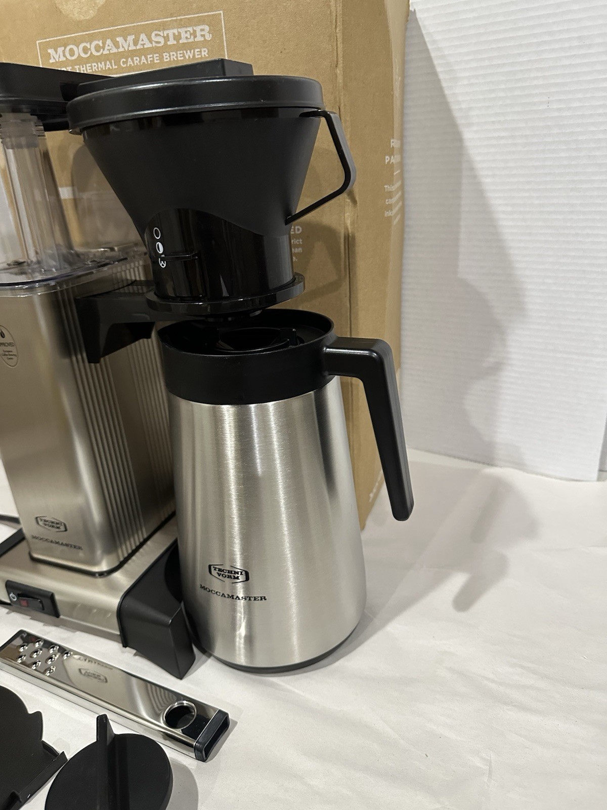 Technivorm Moccamaster 79116 KBT Coffee Maker Brushed Silver gallery