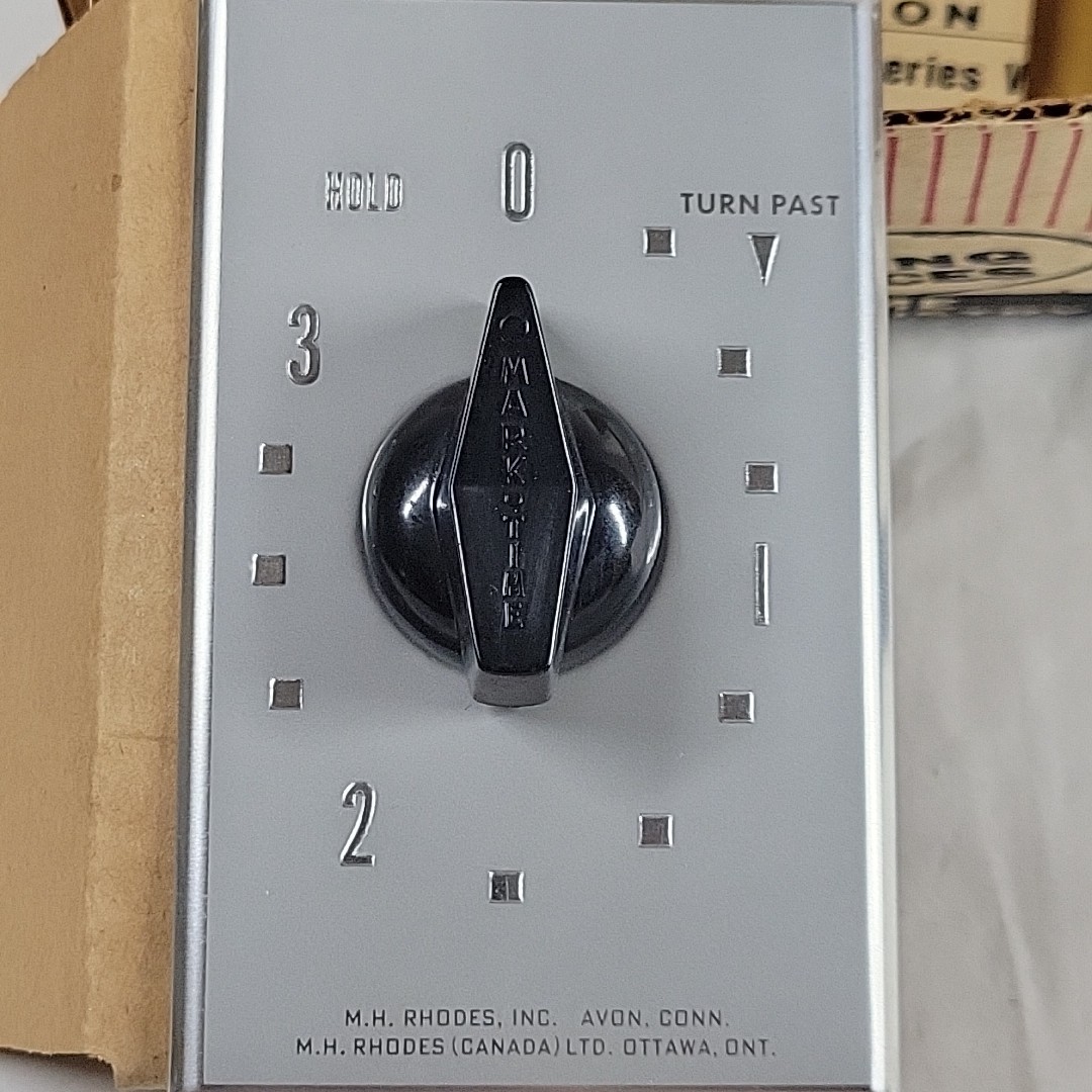 Wall Box Time Switch Mark Time 90021 Black 90,000 Series 125VAC 20A 3 Minutes gallery
