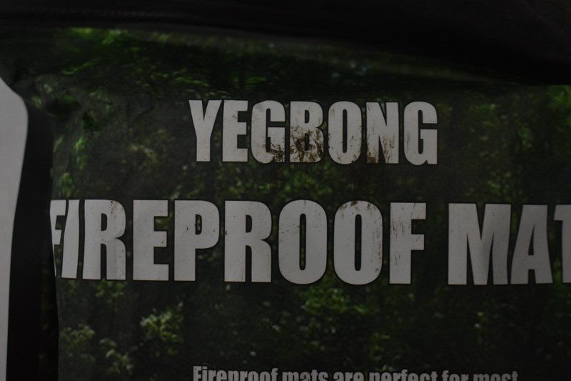 Yegbong Fireproof Mat For UNder Fire Outdoor Use 39" x 72" Coated Fiberglass gallery