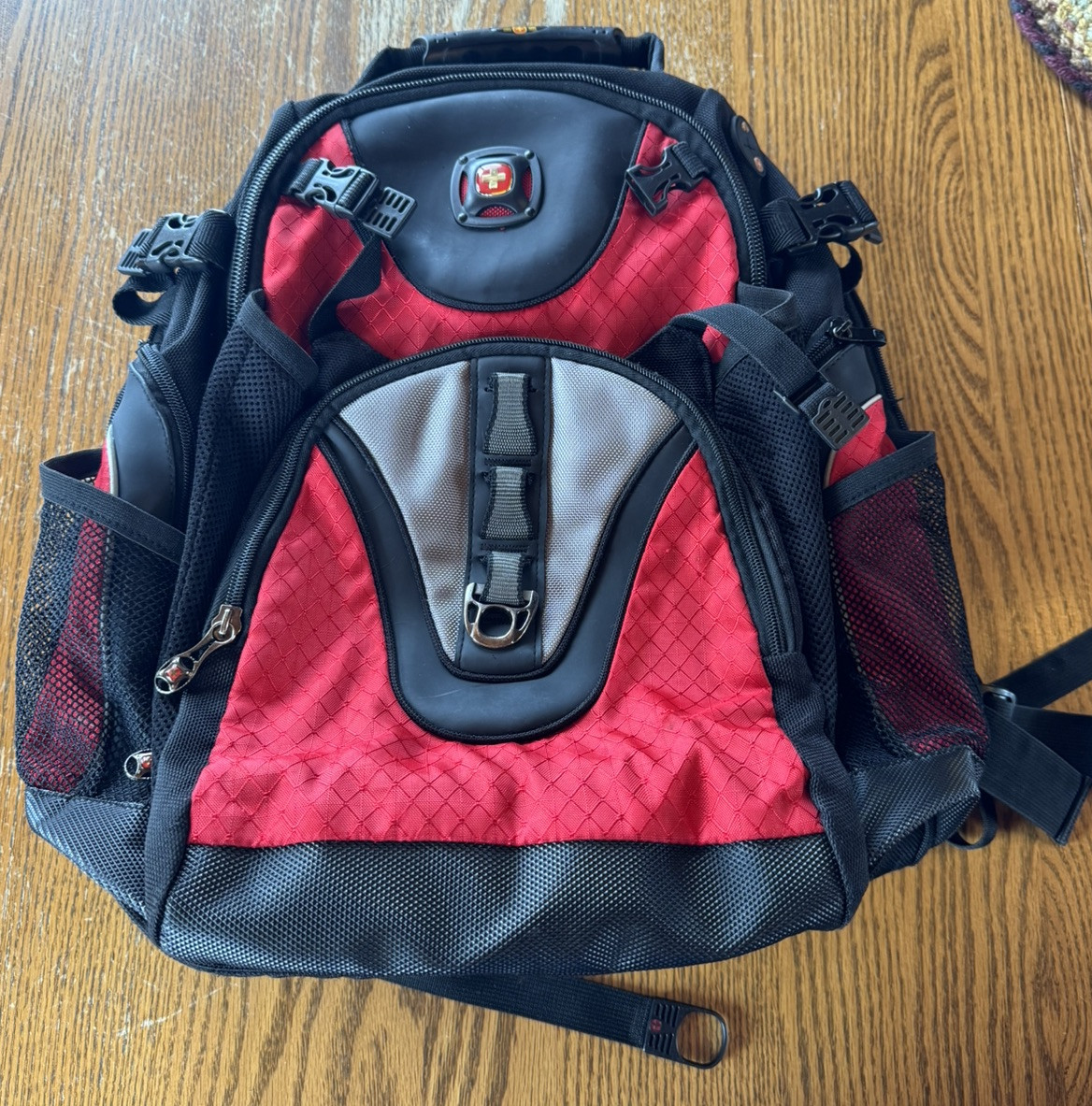 SWISSGEAR Padded Shoulder Straps Multipocket Hiking Backpack Black And Red 