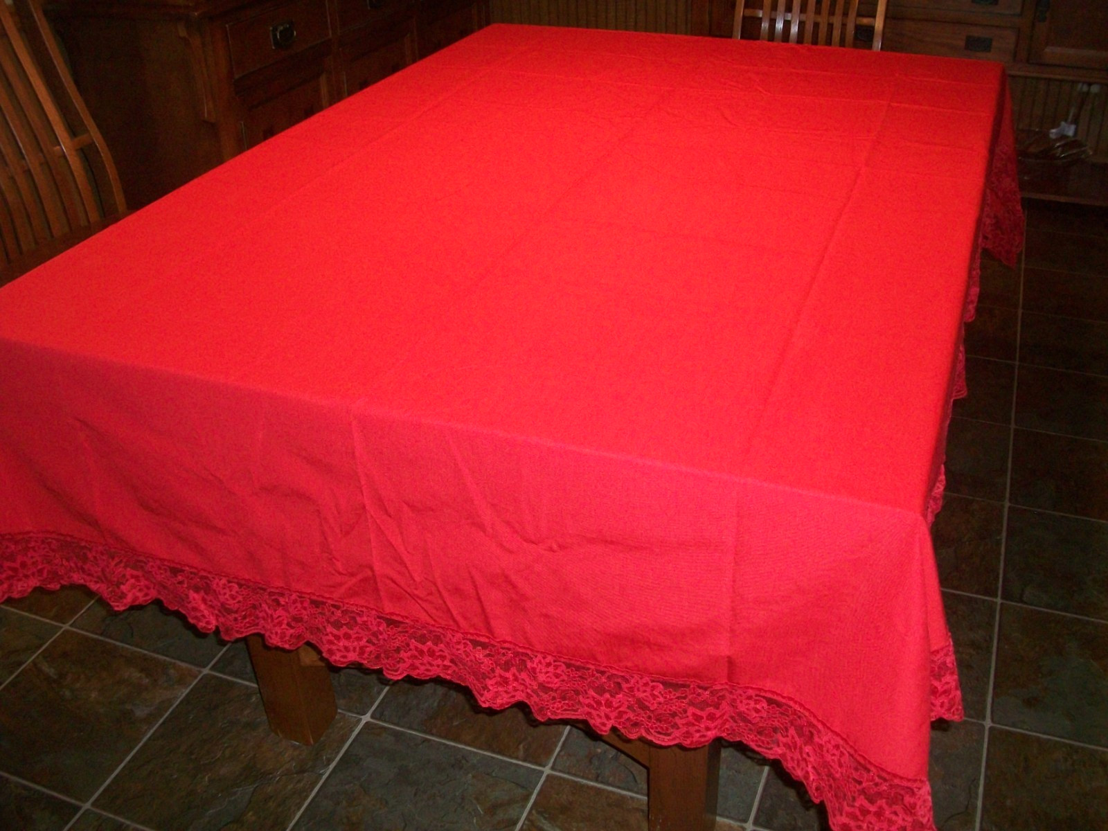 RED COTTON BLEND 90X59 TABLECLOTH TABLE COVER~3.5" RED LACE EDGING~NO TAGS~ gallery